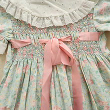 Load image into Gallery viewer, Vintage Pilly Flinders Floral Smocked Dress kids 7
