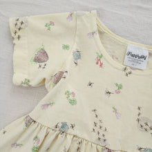 Load image into Gallery viewer, Vintage Flapdoodles Beehive Dress 2t/3t
