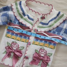 Load image into Gallery viewer, Vintage Patterned Rosebud Knit Sweater 4t/5t
