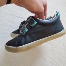 Load image into Gallery viewer, Ten Little Black Blue Shoes toddler 8/9
