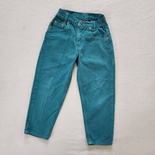 Load image into Gallery viewer, Vintage Levi&#39;s Emerald 566 Fit Jeans Orange Tab 5t/kids 6

