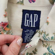 Load image into Gallery viewer, Vintage Gap Floral Jacket 5t
