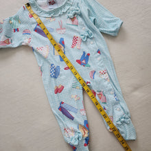 Load image into Gallery viewer, Vintage Guess Clothing Pattern Footed PJs 6-9 months
