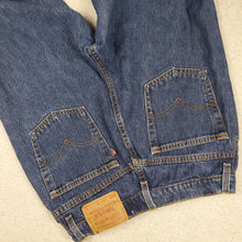 Load image into Gallery viewer, Vintage Levi&#39;s 550 Fit Tapered Leg Jeans 30&quot; waist
